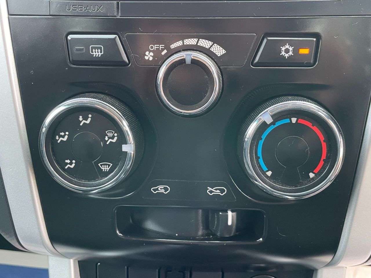 2018 ISUZU D-MAX 2018 ISUZU D-MAX