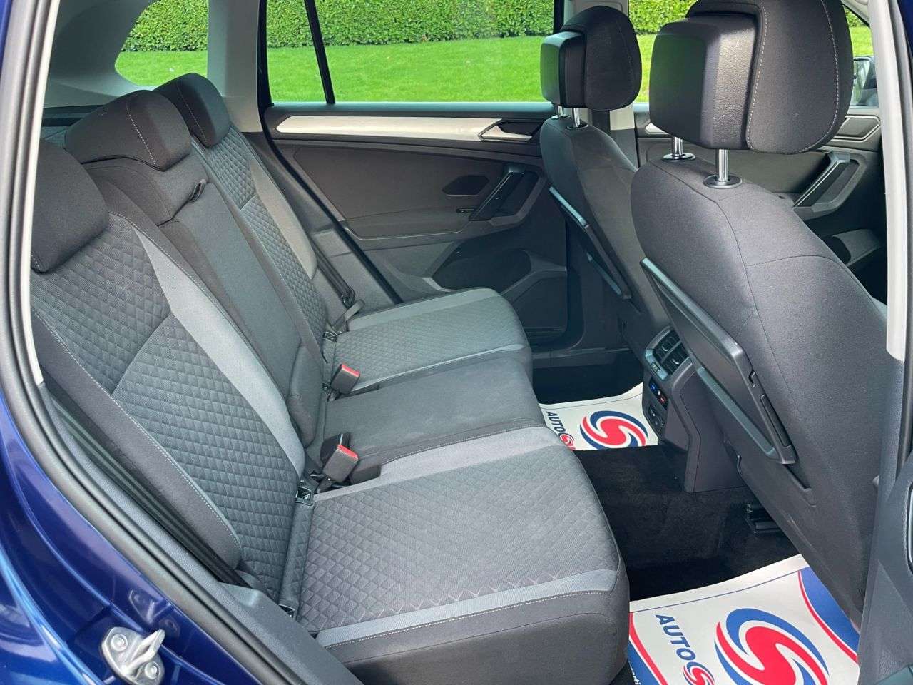 2018 VOLKSWAGEN TIGUAN 2018 VOLKSWAGEN TIGUAN