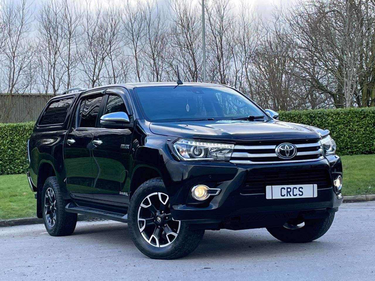 A 2018 TOYOTA HI-LUX 2.4 D-4D Invincible X Pickup Double Cab 4dr Diesel Manual 4WD Euro 6 (s/s) A 2018 TOYOTA HI-LUX 2.4 D-4D Invincible X Pickup Double Cab 4dr Diesel Manual 4WD Euro 6 (s/s)