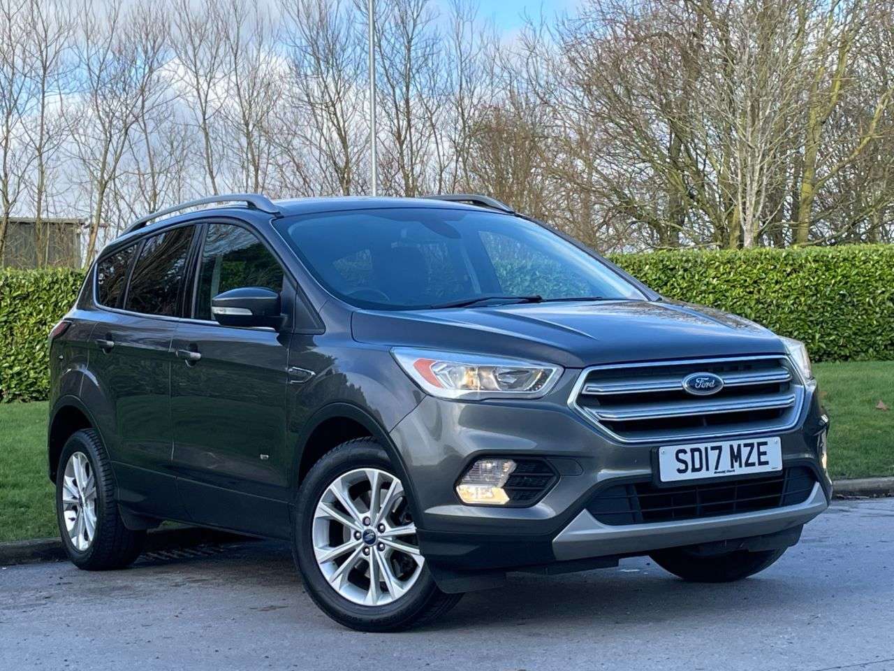A 2017 FORD KUGA 2.0 TDCi Titanium SUV 5dr Diesel Manual AWD Euro 6 (s/s) (180 ps) SAT NAV + A 2017 FORD KUGA 2.0 TDCi Titanium SUV 5dr Diesel Manual AWD Euro 6 (s/s) (180 ps) SAT NAV +
