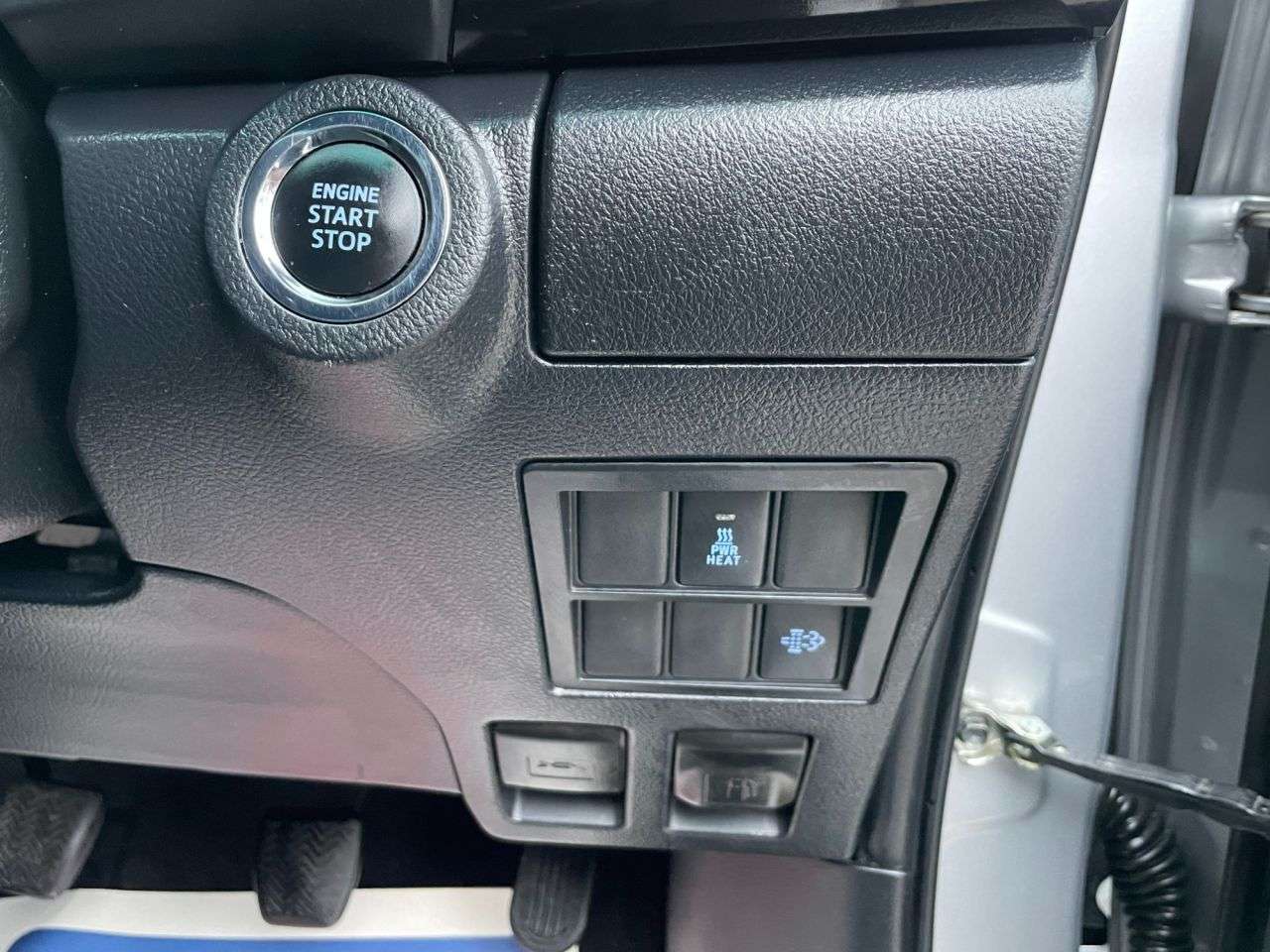 2020 TOYOTA HI-LUX 2020 TOYOTA HI-LUX