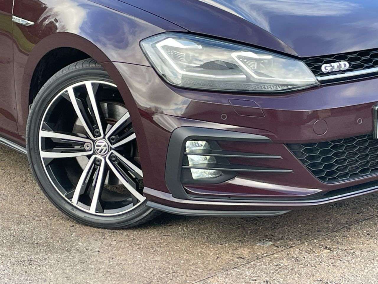 2017 VOLKSWAGEN GOLF 2017 VOLKSWAGEN GOLF