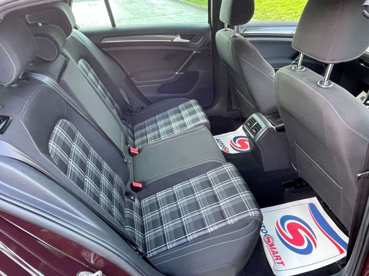 2017 VOLKSWAGEN GOLF 2017 VOLKSWAGEN GOLF