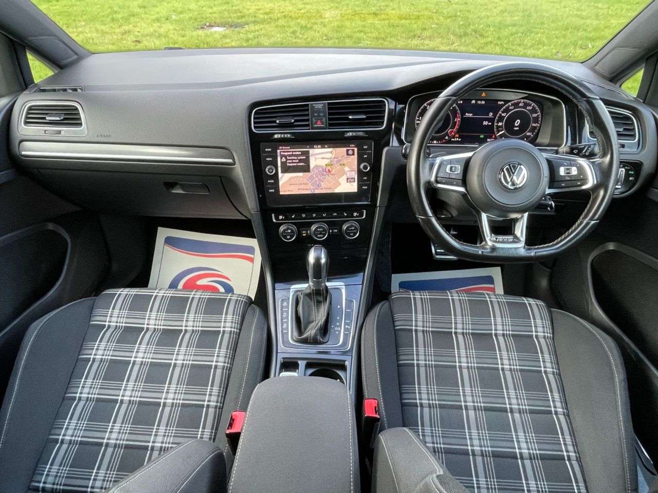 2017 VOLKSWAGEN GOLF 2017 VOLKSWAGEN GOLF