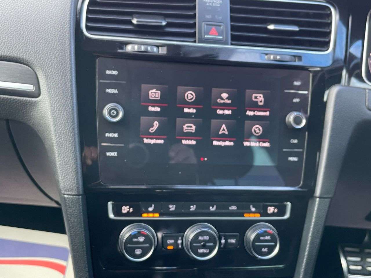 2017 VOLKSWAGEN GOLF 2017 VOLKSWAGEN GOLF