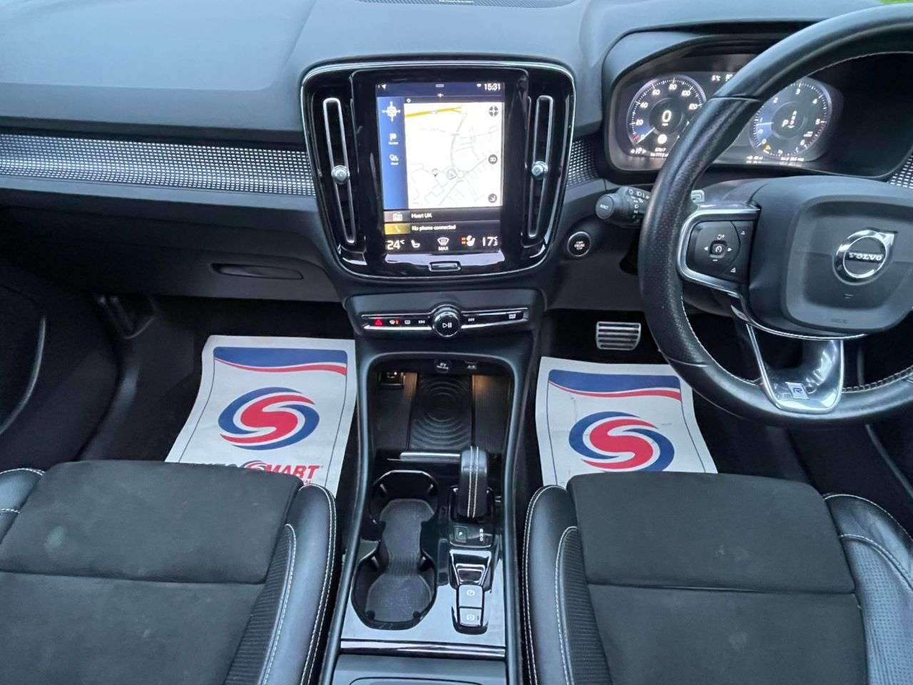 2018 VOLVO XC40 2018 VOLVO XC40