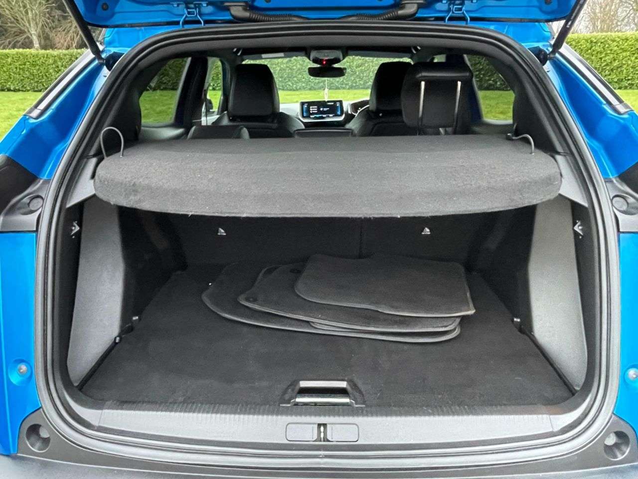 2020 PEUGEOT 2008 2020 PEUGEOT 2008