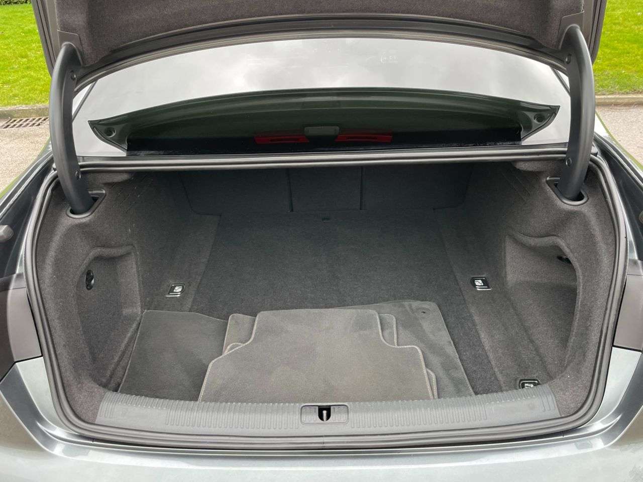 2022 AUDI A4 2022 AUDI A4