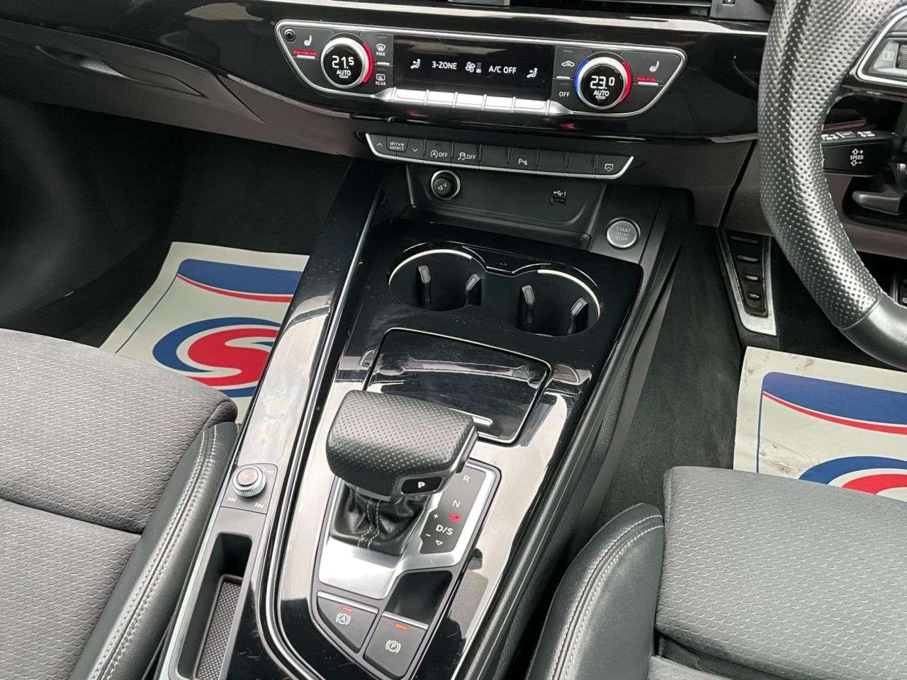 2022 AUDI A4 2022 AUDI A4