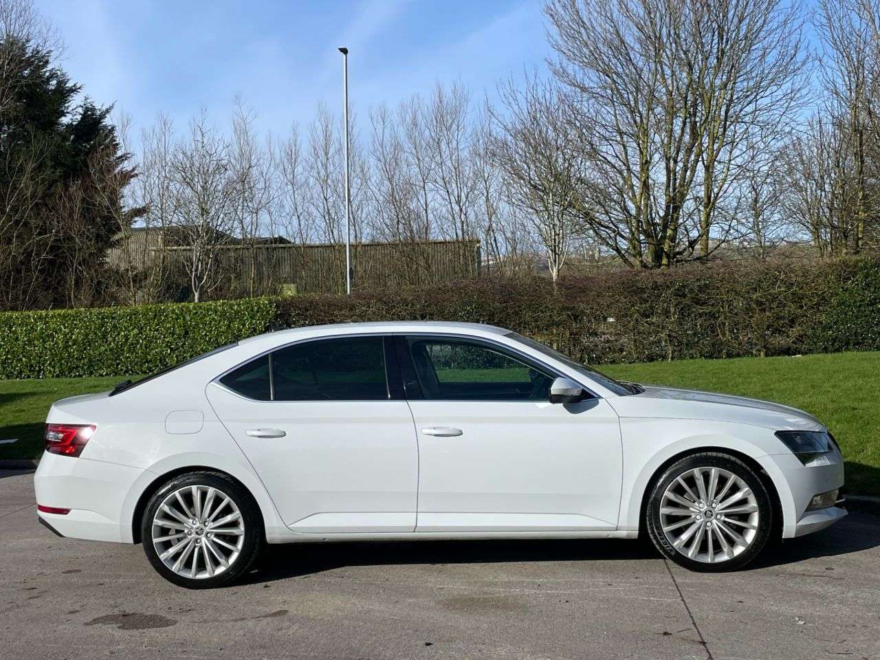 2017 SKODA SUPERB 2017 SKODA SUPERB