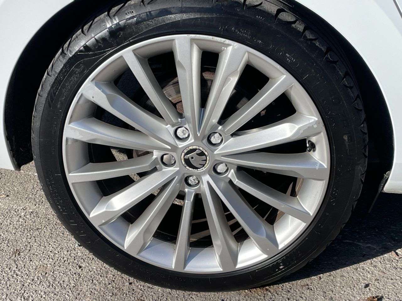 2017 SKODA SUPERB 2017 SKODA SUPERB