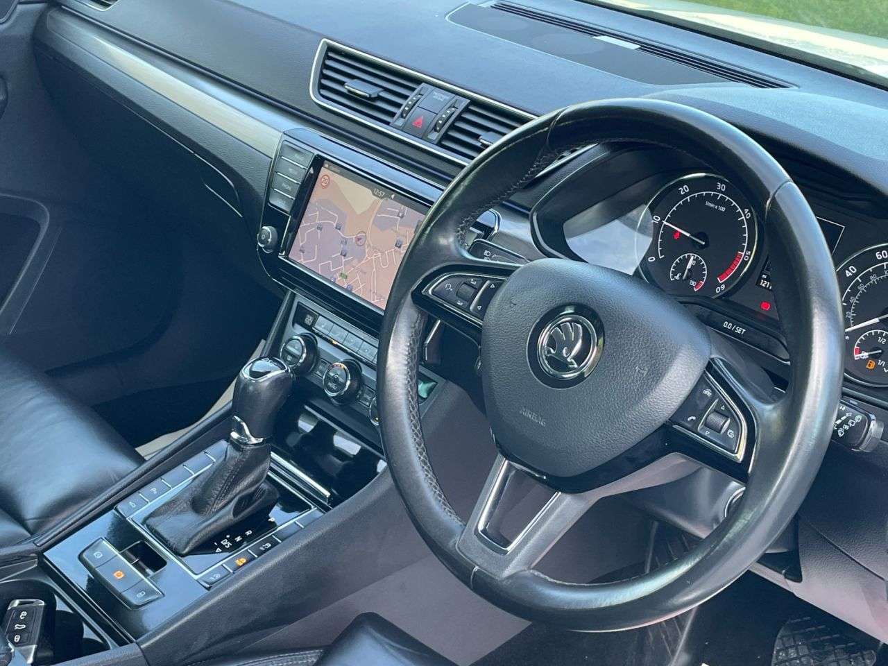 2017 SKODA SUPERB 2017 SKODA SUPERB