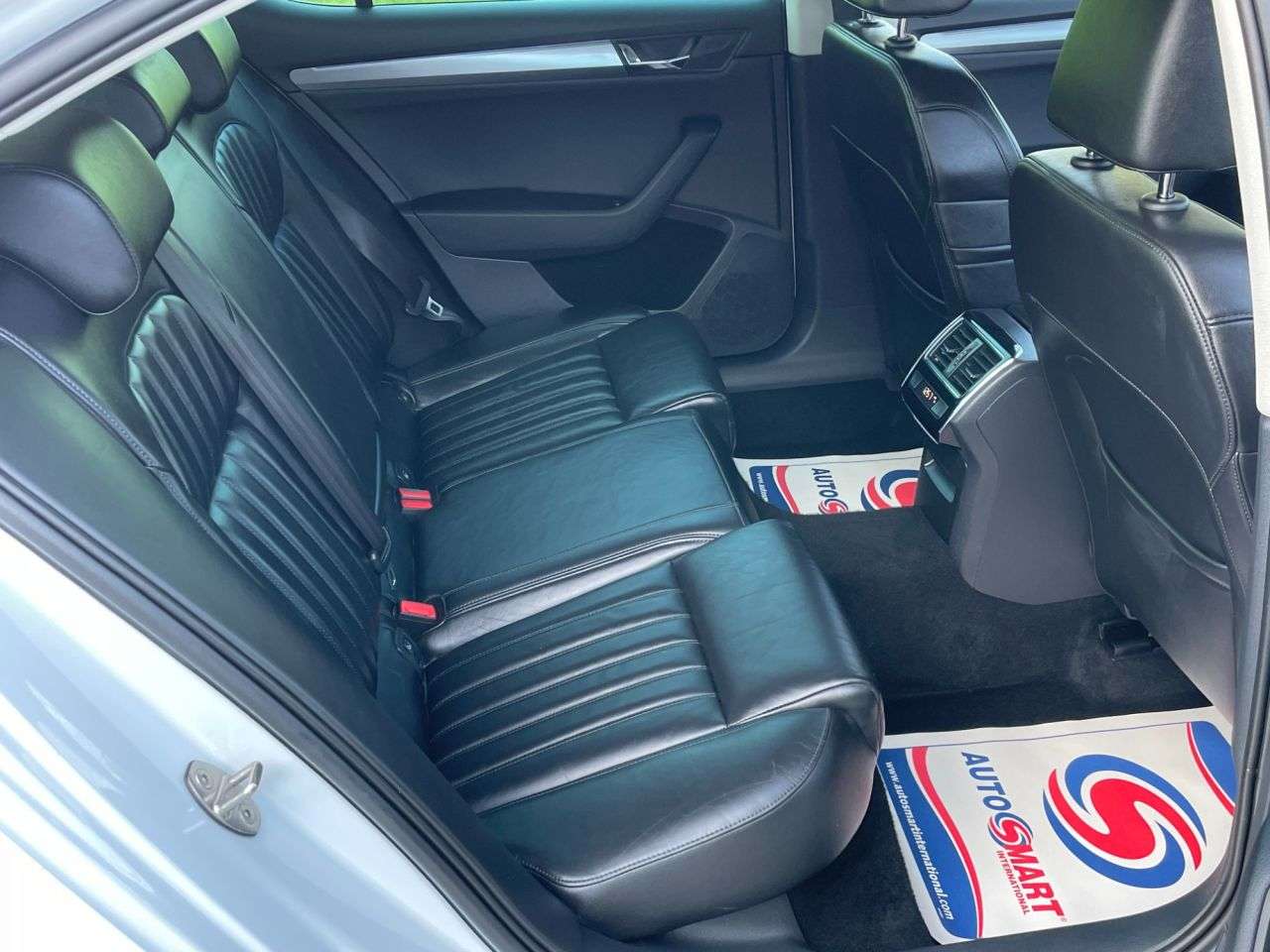 2017 SKODA SUPERB 2017 SKODA SUPERB