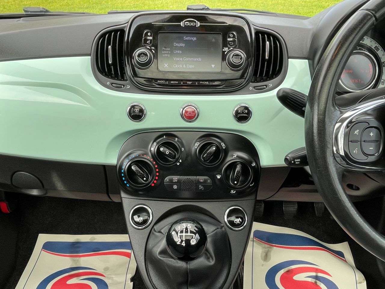 2018 FIAT 500 2018 FIAT 500