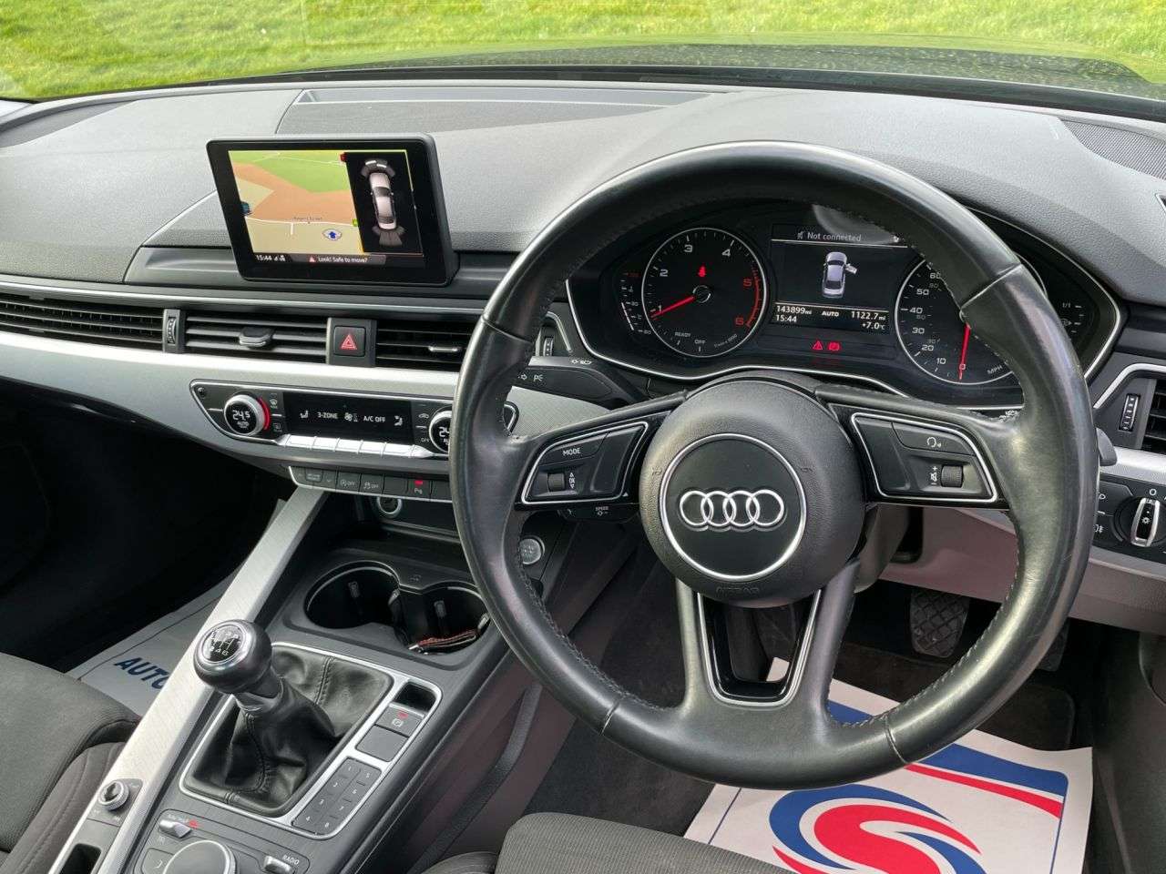 2017 AUDI A4 2017 AUDI A4