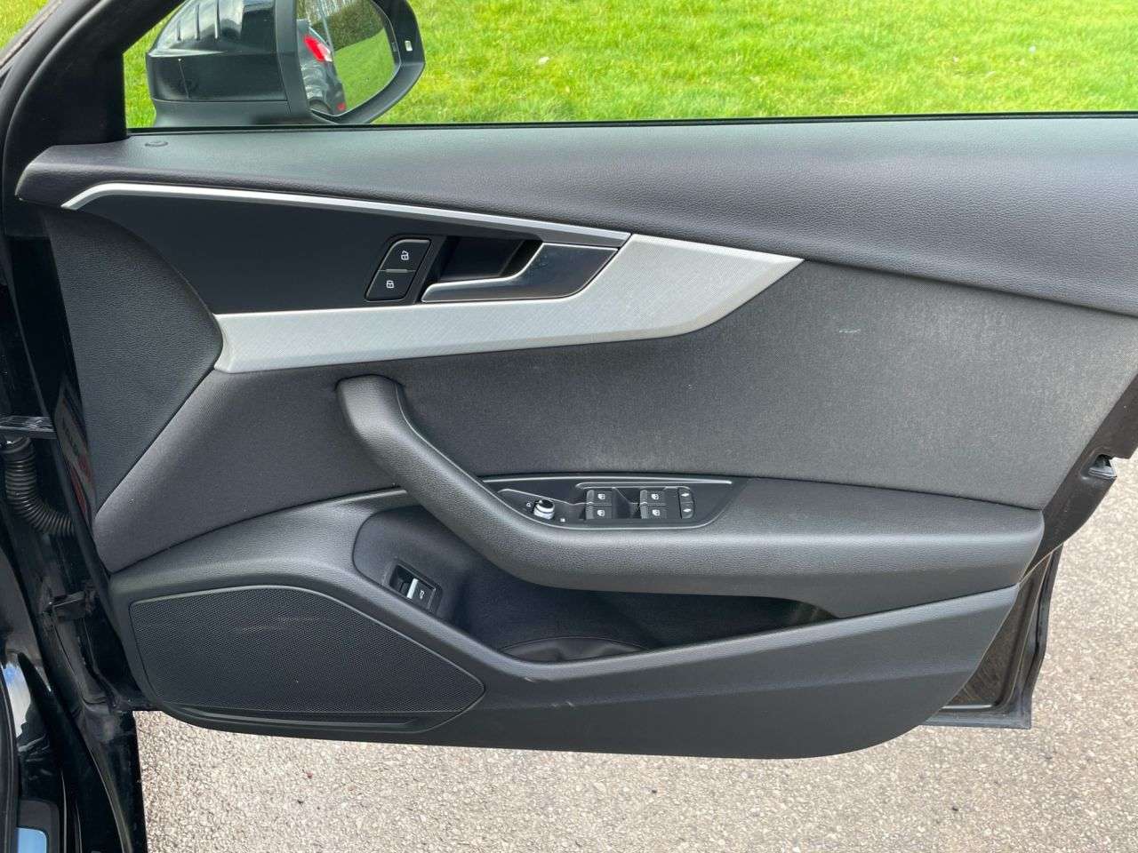 2017 AUDI A4 2017 AUDI A4