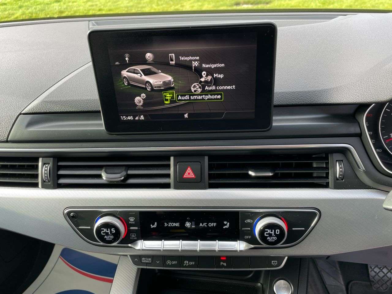 2017 AUDI A4 2017 AUDI A4