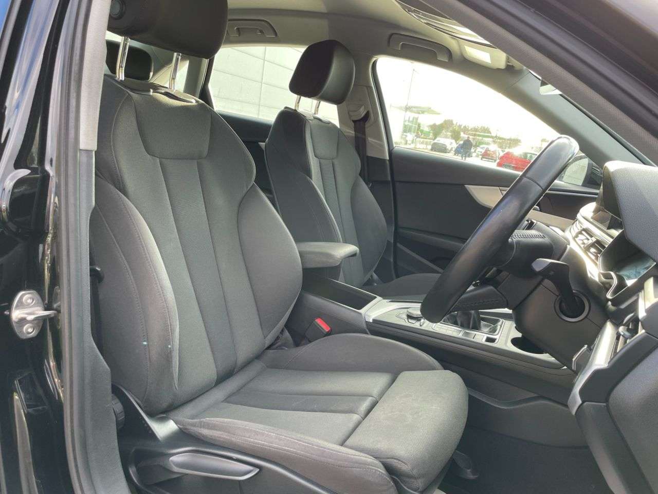 2017 AUDI A4 2017 AUDI A4