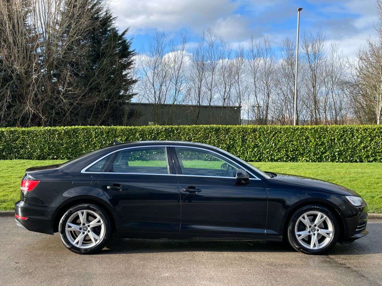 2017 AUDI A4 2017 AUDI A4