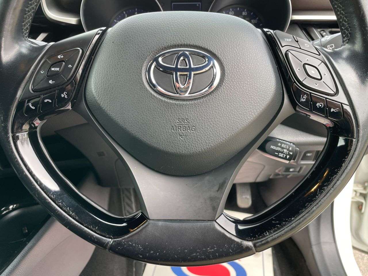 2017 TOYOTA C-HR 2017 TOYOTA C-HR