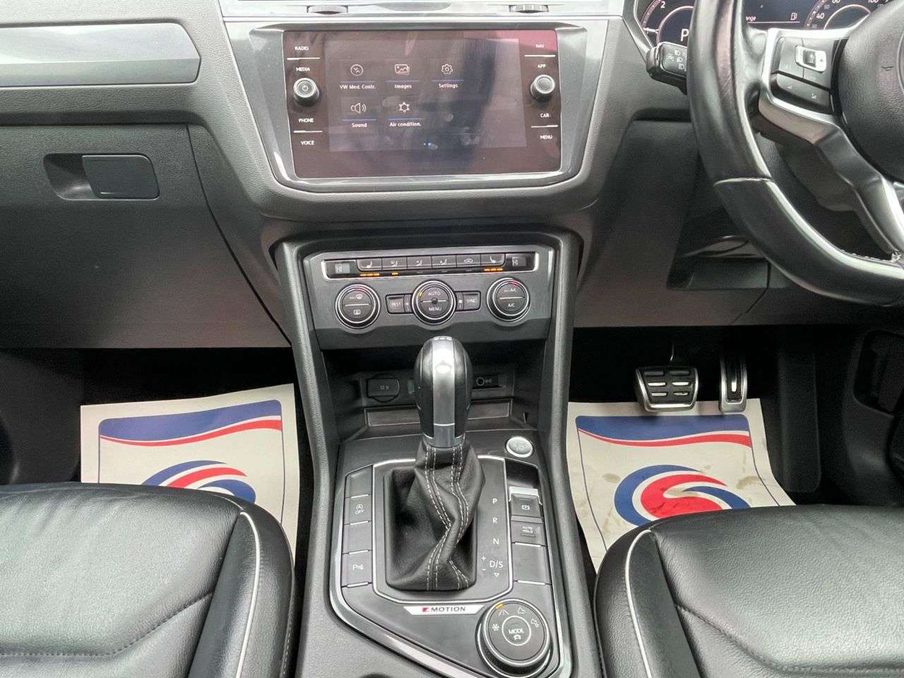 2018 VOLKSWAGEN TIGUAN 2018 VOLKSWAGEN TIGUAN