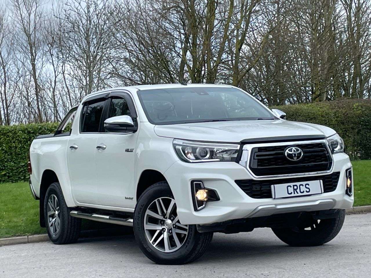 A 2018 TOYOTA HI-LUX 2.4 D-4D Invincible X Pickup Double Cab 4dr Diesel Auto 4WD Euro 6 (TSS, 3. A 2018 TOYOTA HI-LUX 2.4 D-4D Invincible X Pickup Double Cab 4dr Diesel Auto 4WD Euro 6 (TSS, 3.