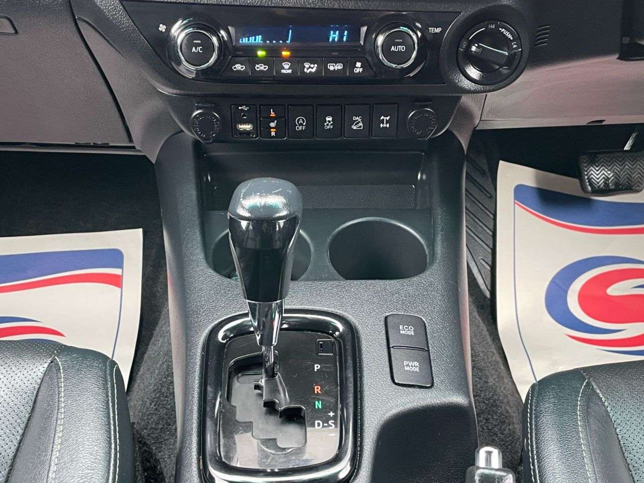 2018 TOYOTA HI-LUX 2018 TOYOTA HI-LUX