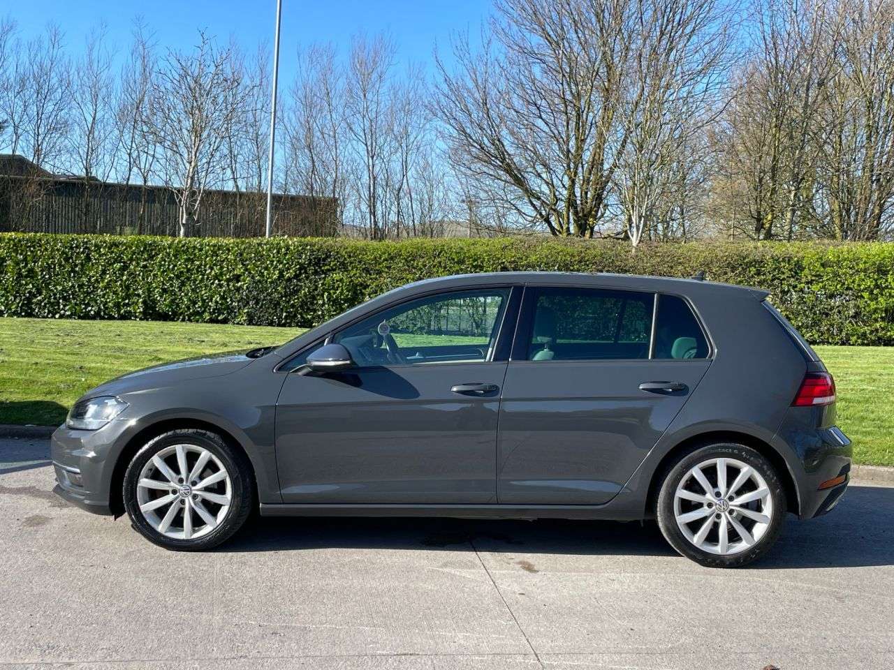 2019 VOLKSWAGEN GOLF 2019 VOLKSWAGEN GOLF