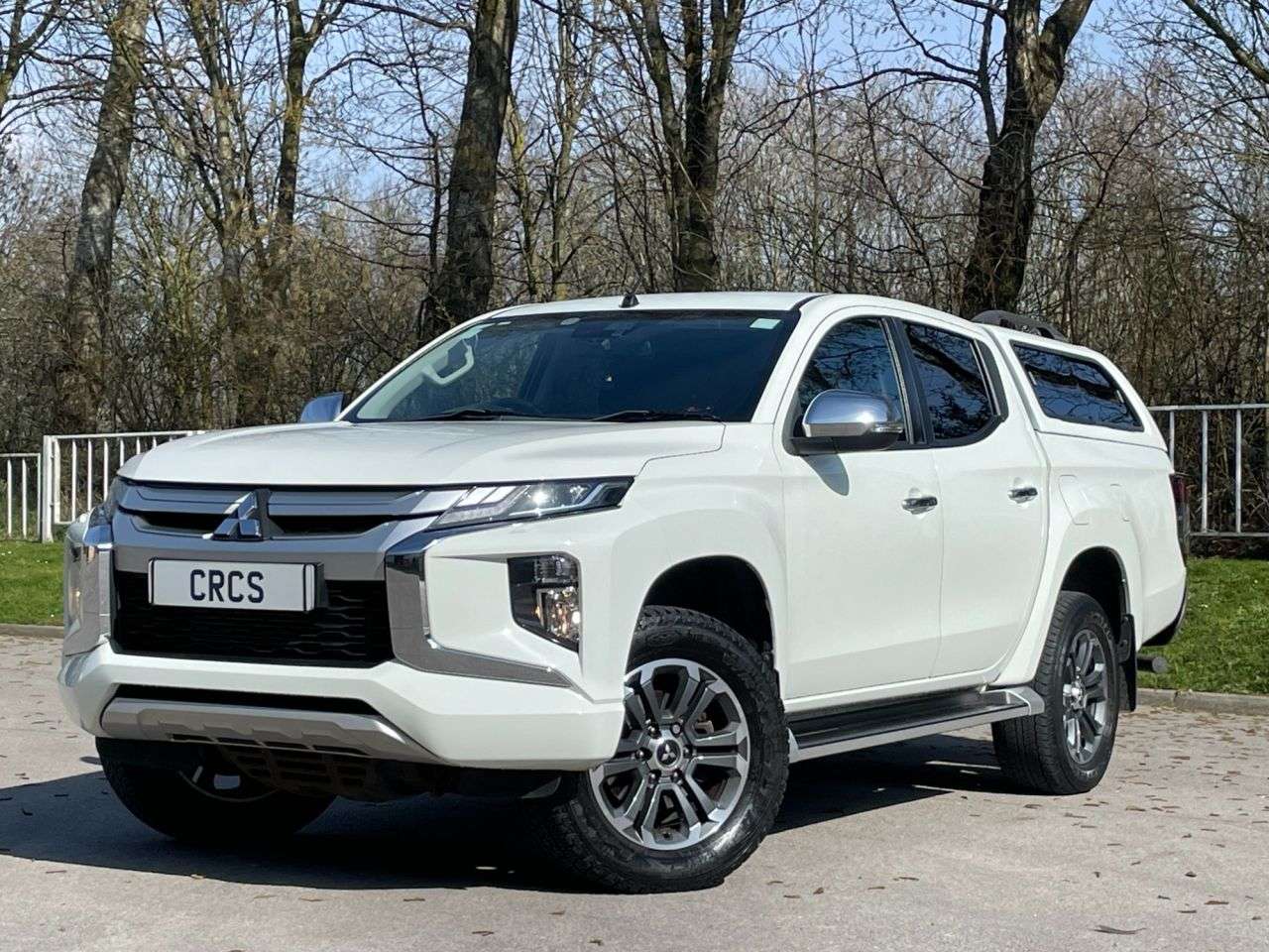A 2019 MITSUBISHI L200 2.2 DI-D DC Warrior Pickup Double Cab 4dr Diesel Auto 4WD Euro 6 (s/s) (150 A 2019 MITSUBISHI L200 2.2 DI-D DC Warrior Pickup Double Cab 4dr Diesel Auto 4WD Euro 6 (s/s) (150