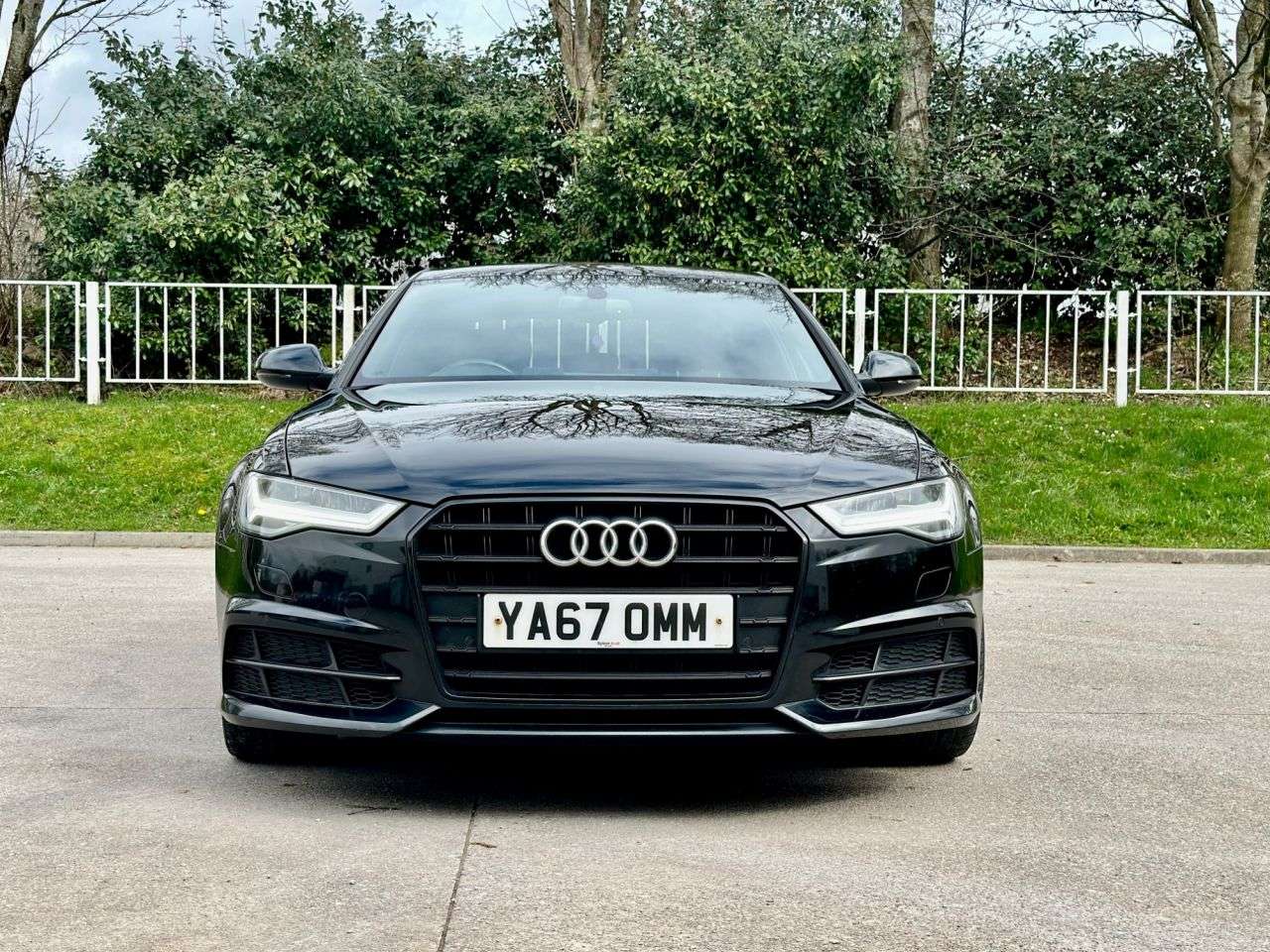A 2018 AUDI A6 SALOON 2.0 TDI ultra Black Edition Saloon 4dr Diesel S Tronic Euro 6 (s/s) (190 ps A 2018 AUDI A6 SALOON 2.0 TDI ultra Black Edition Saloon 4dr Diesel S Tronic Euro 6 (s/s) (190 ps