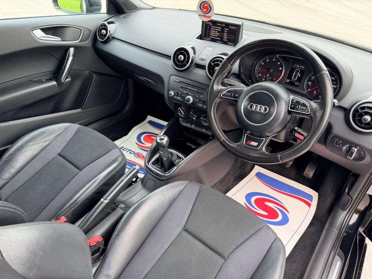 2015 AUDI A1 2015 AUDI A1