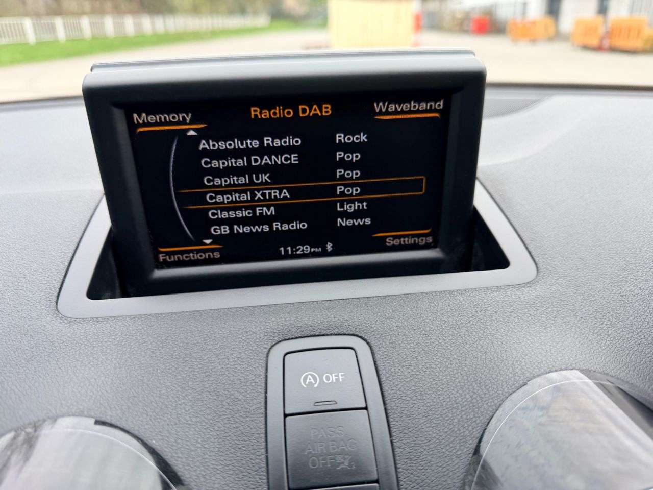 2015 AUDI A1 2015 AUDI A1