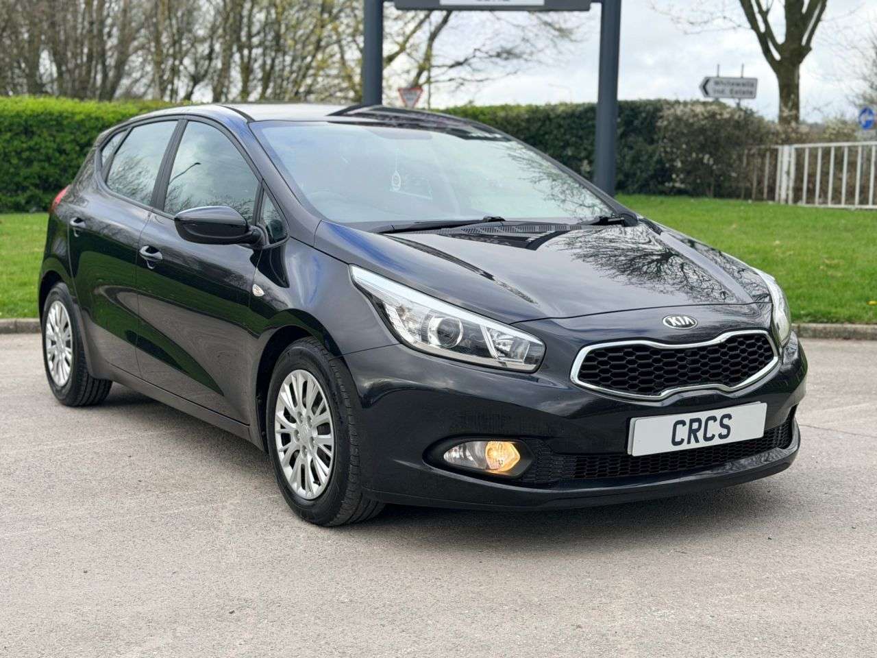 A 2016 KIA RIO 1.4 CRDi EcoDynamics 2 Hatchback 5dr Diesel Manual Euro 6 (s/s) (89 bhp) A 2016 KIA RIO 1.4 CRDi EcoDynamics 2 Hatchback 5dr Diesel Manual Euro 6 (s/s) (89 bhp)