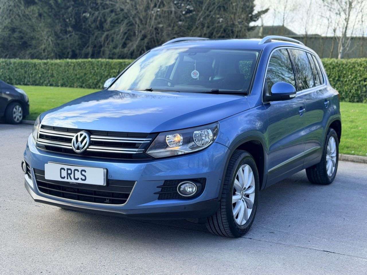 A 2014 VOLKSWAGEN TIGUAN 2.0 TDI BlueMotion Tech Match SUV 5dr Diesel Manual 4WD Euro 5 (s/s) (140 p A 2014 VOLKSWAGEN TIGUAN 2.0 TDI BlueMotion Tech Match SUV 5dr Diesel Manual 4WD Euro 5 (s/s) (140 p