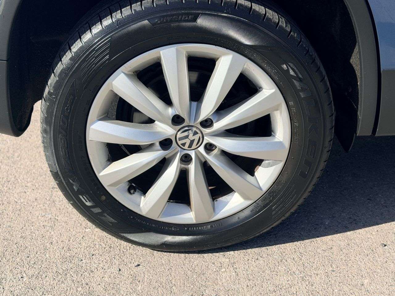 2014 VOLKSWAGEN TIGUAN 2014 VOLKSWAGEN TIGUAN