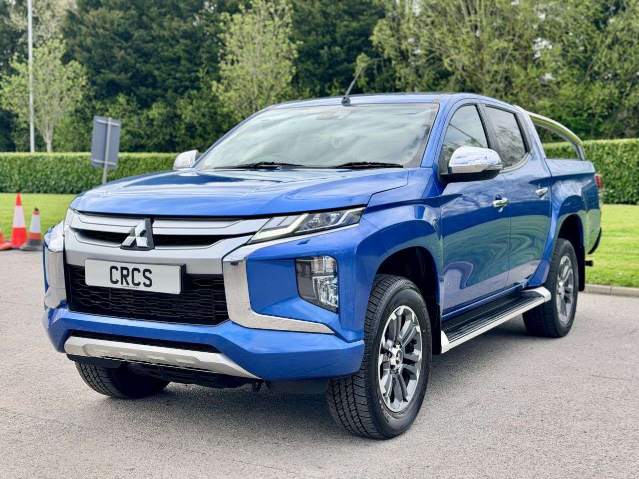 A 2019 MITSUBISHI L200 2.2 DI-D DC Warrior Pickup Double Cab 4dr Diesel Manual 4WD Euro 6 (s/s) (1 A 2019 MITSUBISHI L200 2.2 DI-D DC Warrior Pickup Double Cab 4dr Diesel Manual 4WD Euro 6 (s/s) (1