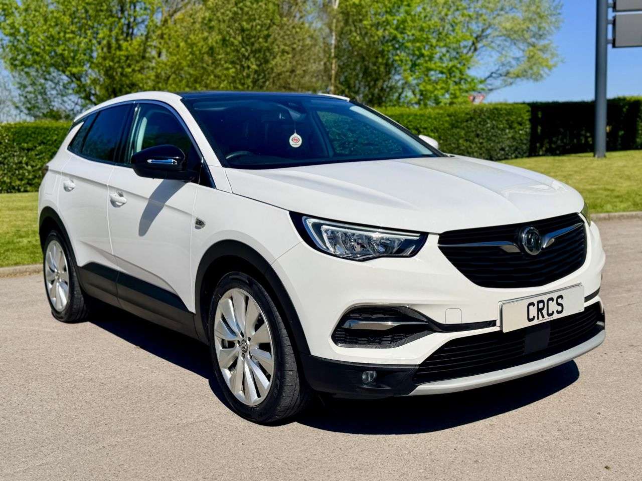 A 2020 VAUXHALL GRANDLAND X 1.2 Turbo Elite Nav SUV 5dr Petrol Manual 6Spd Euro 6 (s/s) (130 ps) HEATED A 2020 VAUXHALL GRANDLAND X 1.2 Turbo Elite Nav SUV 5dr Petrol Manual 6Spd Euro 6 (s/s) (130 ps) HEATED