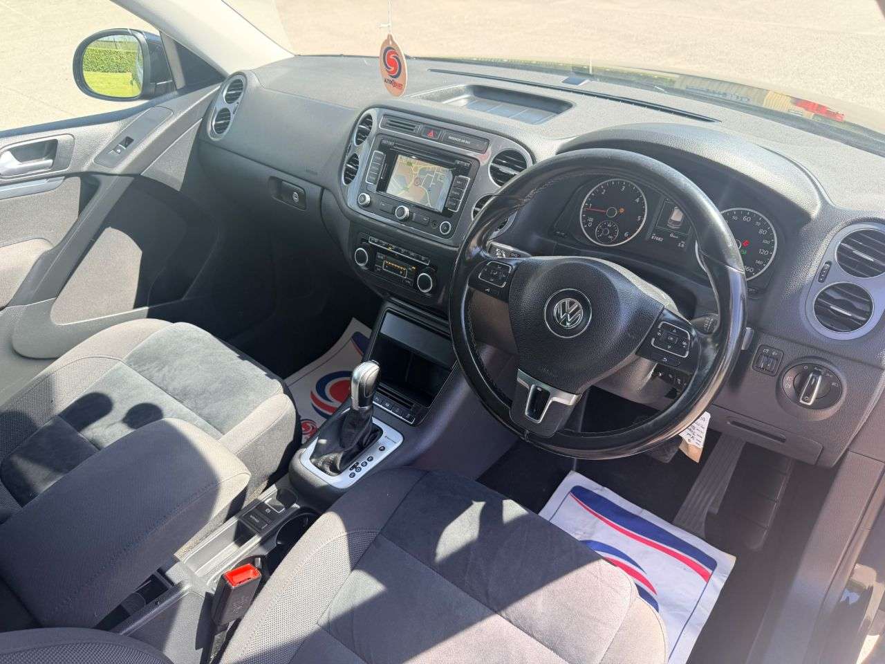2015 VOLKSWAGEN TIGUAN 2015 VOLKSWAGEN TIGUAN