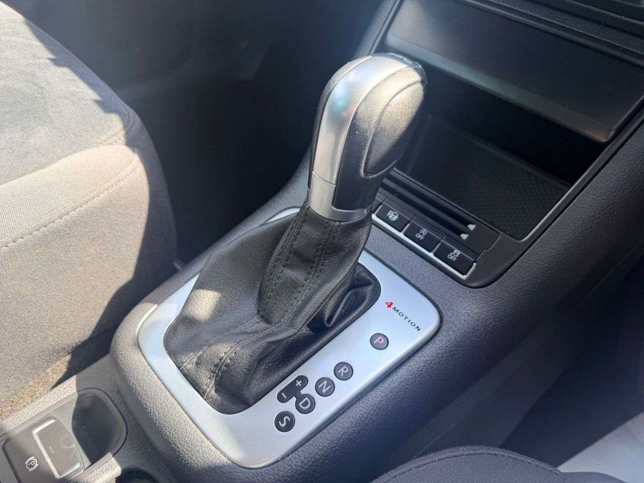 2015 VOLKSWAGEN TIGUAN 2015 VOLKSWAGEN TIGUAN
