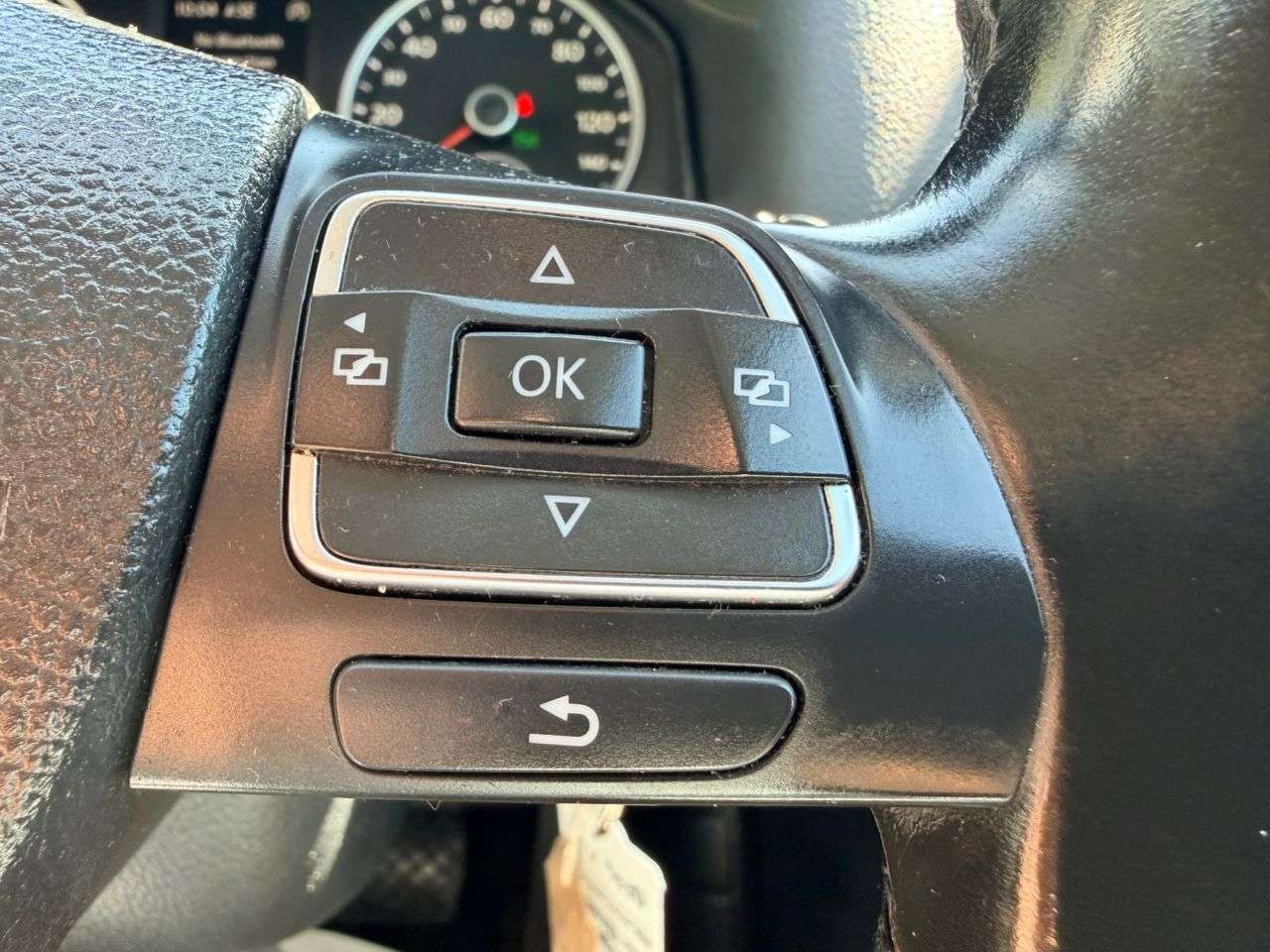 2015 VOLKSWAGEN TIGUAN 2015 VOLKSWAGEN TIGUAN