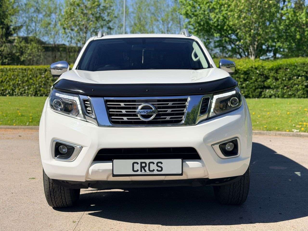 A 2020 NISSAN NAVARA 2.3 dCi Tekna Pickup Double Cab 4dr Diesel Auto 4WD Euro 6 (190 ps) ** NO V A 2020 NISSAN NAVARA 2.3 dCi Tekna Pickup Double Cab 4dr Diesel Auto 4WD Euro 6 (190 ps) ** NO V
