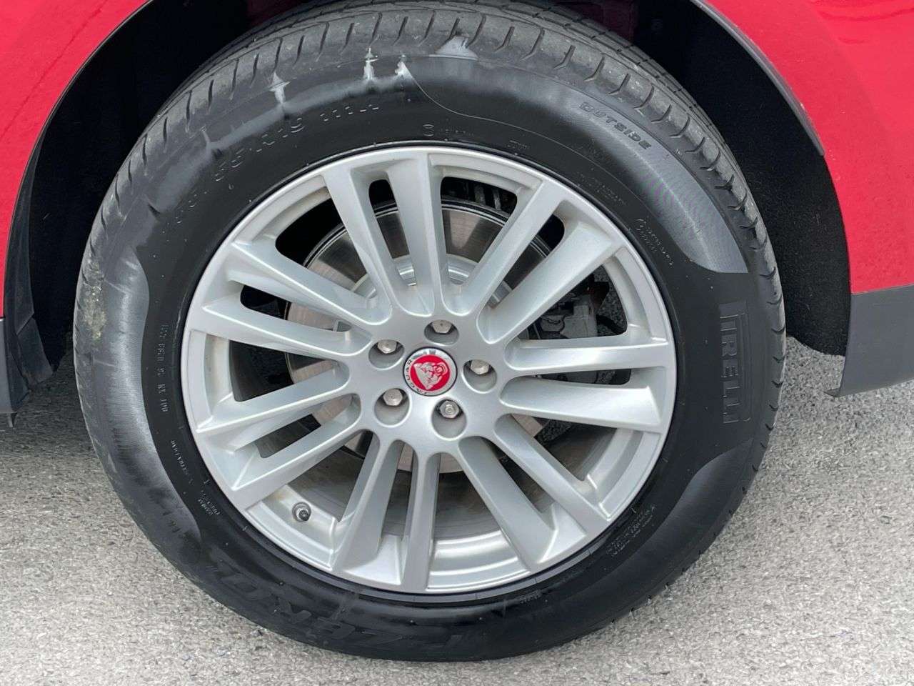 2018 JAGUAR F-PACE 2018 JAGUAR F-PACE