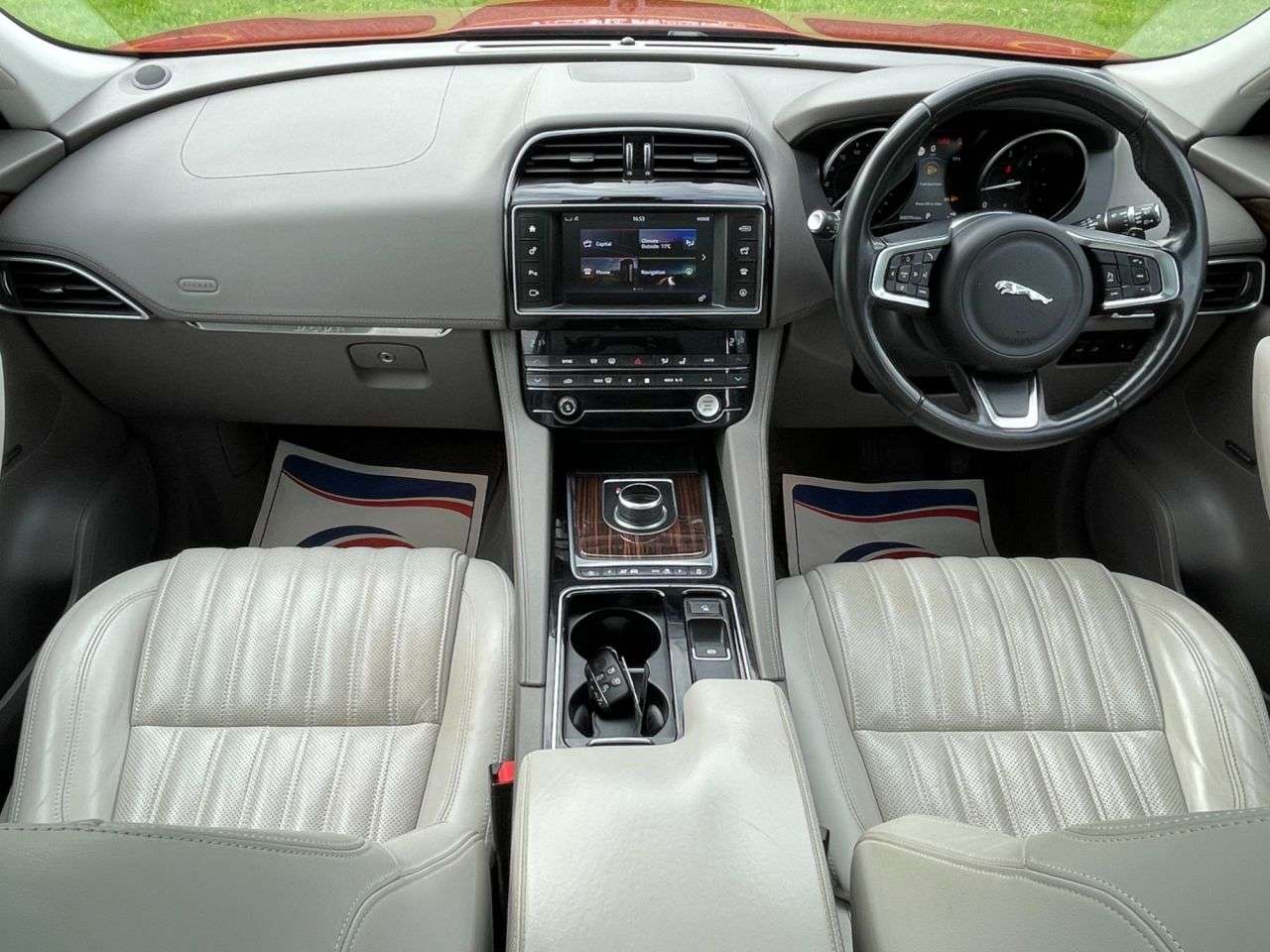 2018 JAGUAR F-PACE 2018 JAGUAR F-PACE