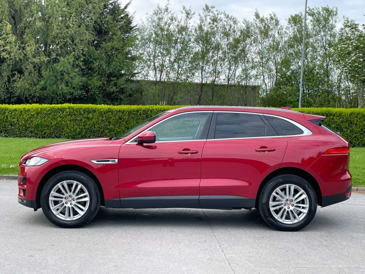 2018 JAGUAR F-PACE 2018 JAGUAR F-PACE