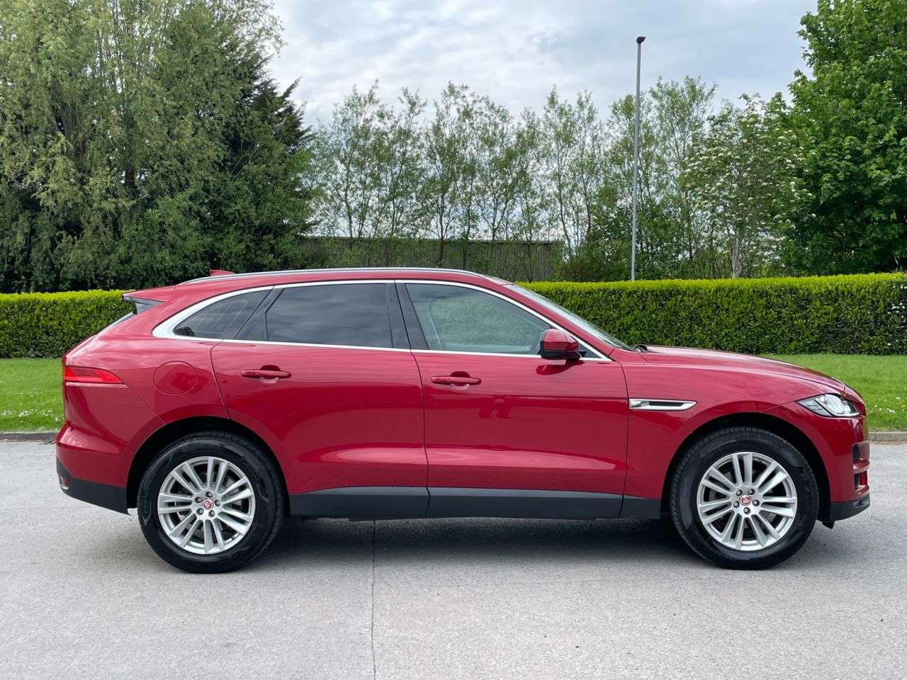 2018 JAGUAR F-PACE 2018 JAGUAR F-PACE
