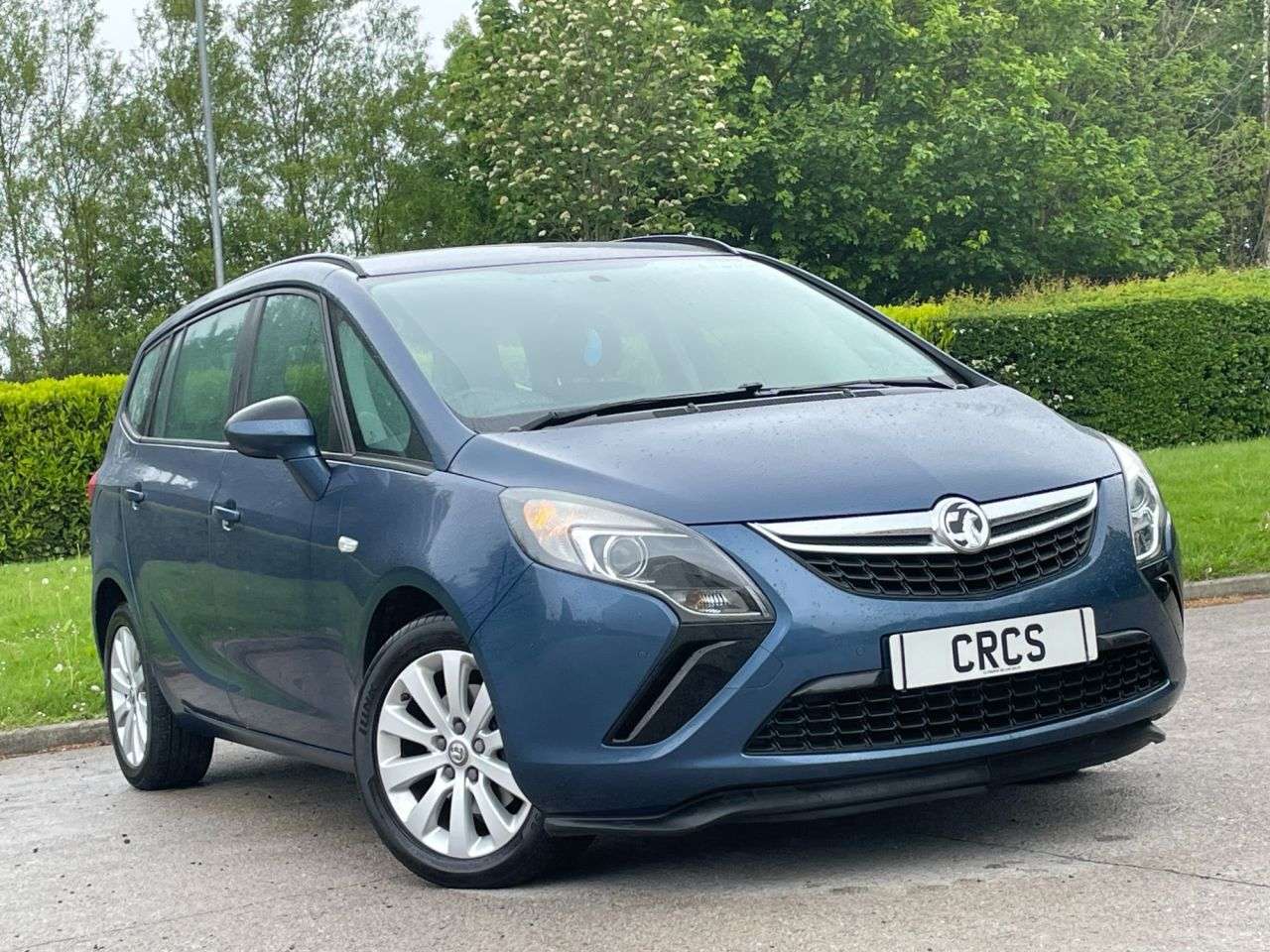 A 2016 VAUXHALL ZAFIRA TOURER 1.6 CDTi ecoFLEX Design MPV 5dr Diesel Manual Euro 6 (s/s) (136 ps) 6 SPPED A 2016 VAUXHALL ZAFIRA TOURER 1.6 CDTi ecoFLEX Design MPV 5dr Diesel Manual Euro 6 (s/s) (136 ps) 6 SPPED