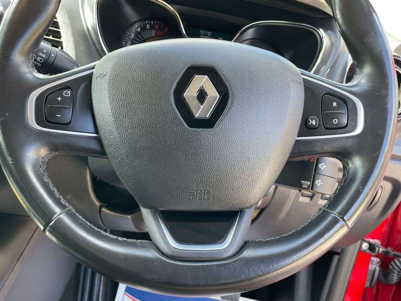2017 RENAULT CAPTUR 2017 RENAULT CAPTUR