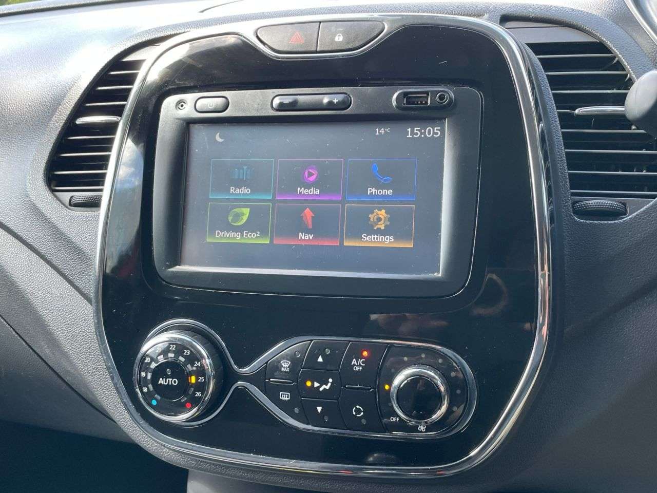 2017 RENAULT CAPTUR 2017 RENAULT CAPTUR