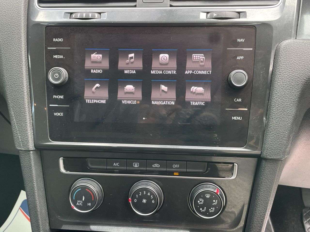 2017 VOLKSWAGEN GOLF 2017 VOLKSWAGEN GOLF