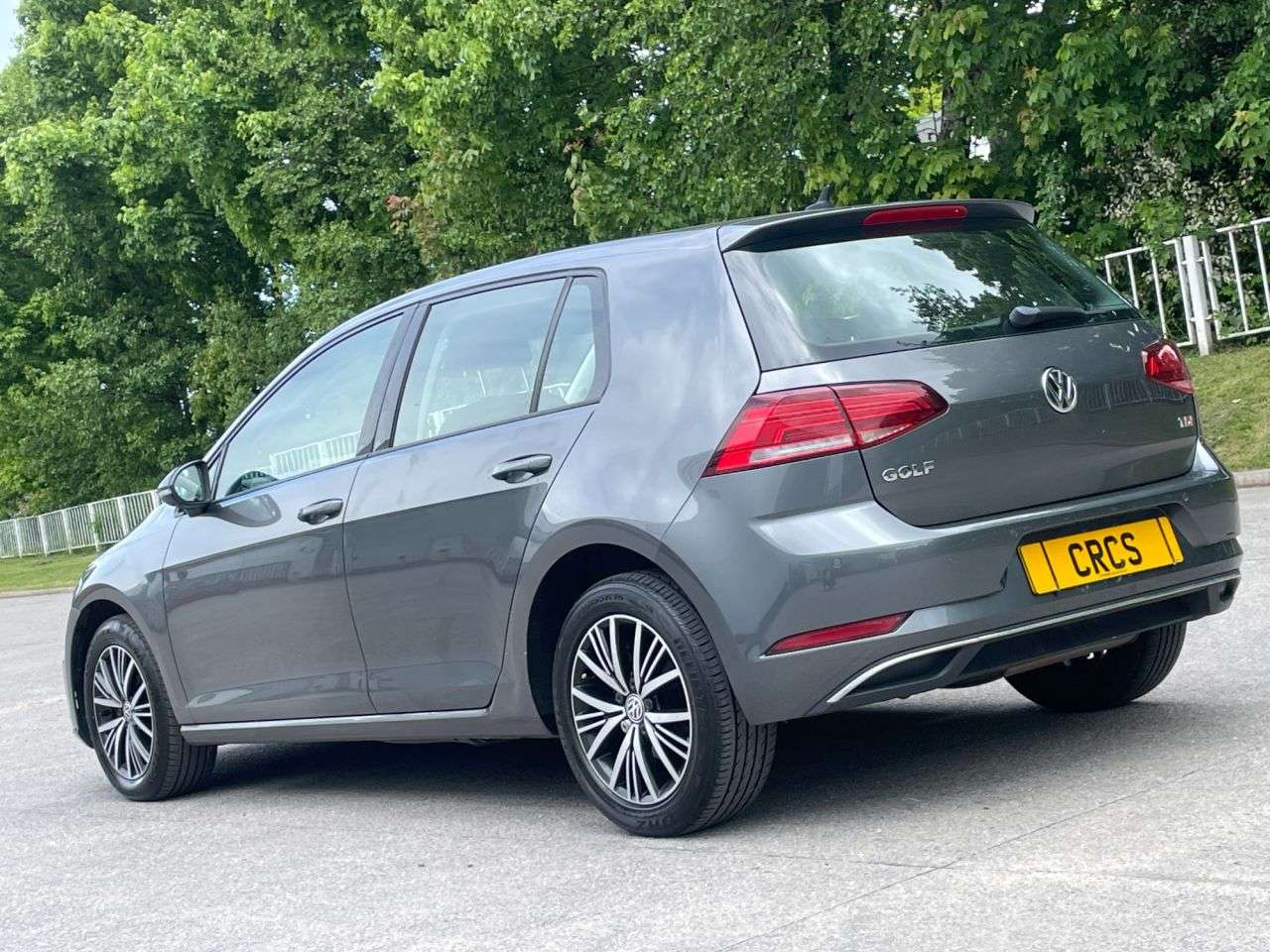 2017 VOLKSWAGEN GOLF 2017 VOLKSWAGEN GOLF